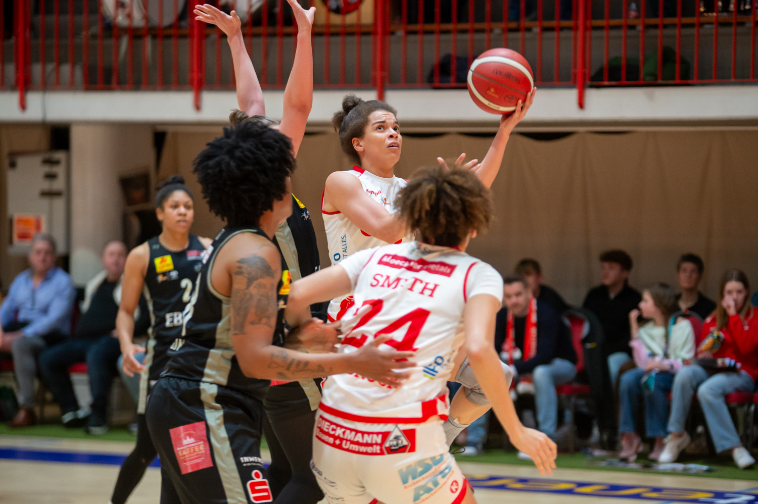 Basketball | 76:82 - Panthers verlieren 3. Playoff Spiel gegen Hannover