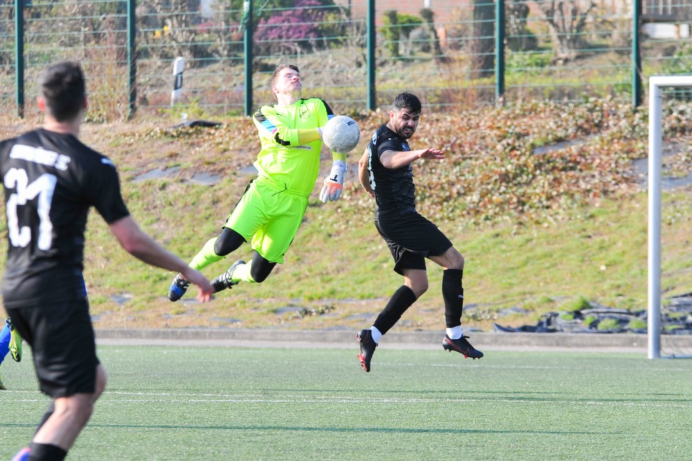 Bezirksliga | 1:2 - OSC erkämpft sich Sieg in Bad Laer