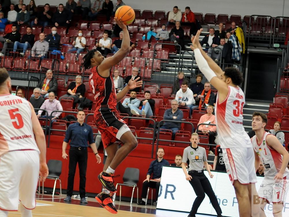 artland-dragons-vs-bayer-giants-leverkusen-28