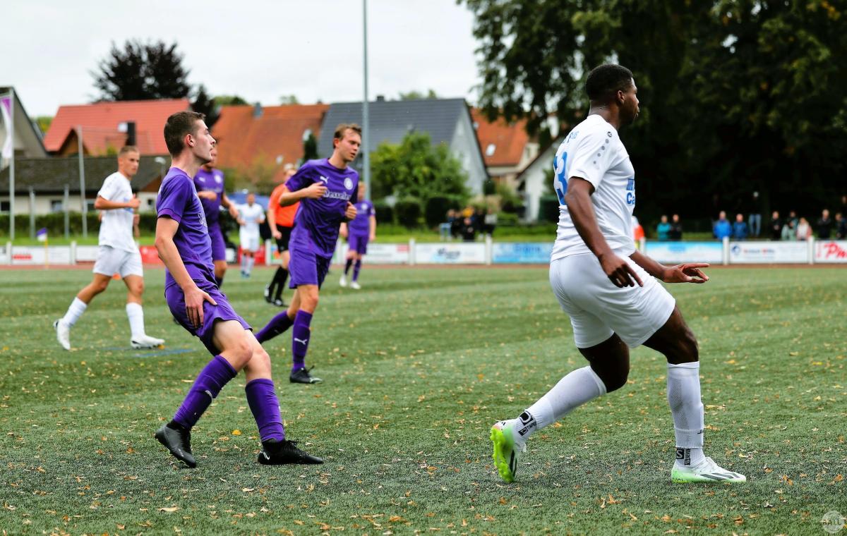 Landesliga-Weser-Ems-Viktoria-Gesmold-TuS-Esens-7